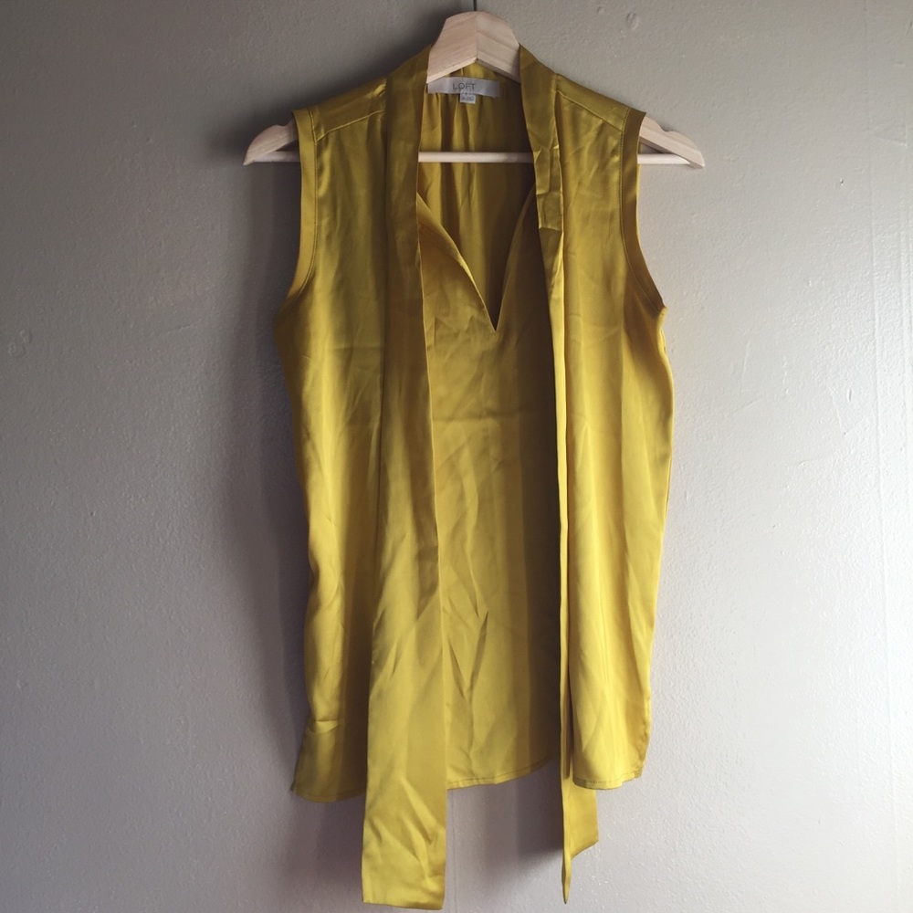 Loft Gold sleeveless blouse